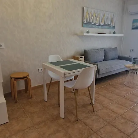 1 Bedroom On The Coast Apartmán *